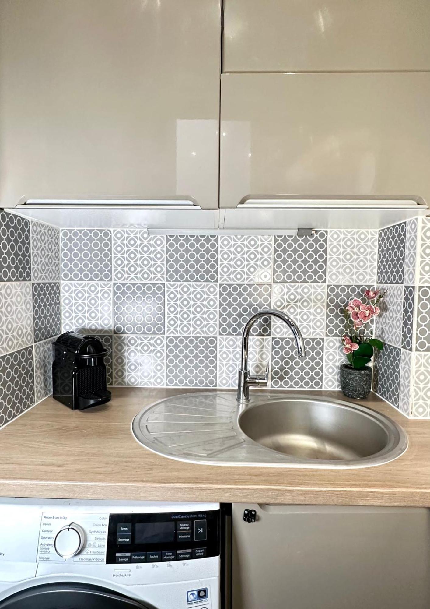 Appartamento Stylish Steps From Le Marais Parigi